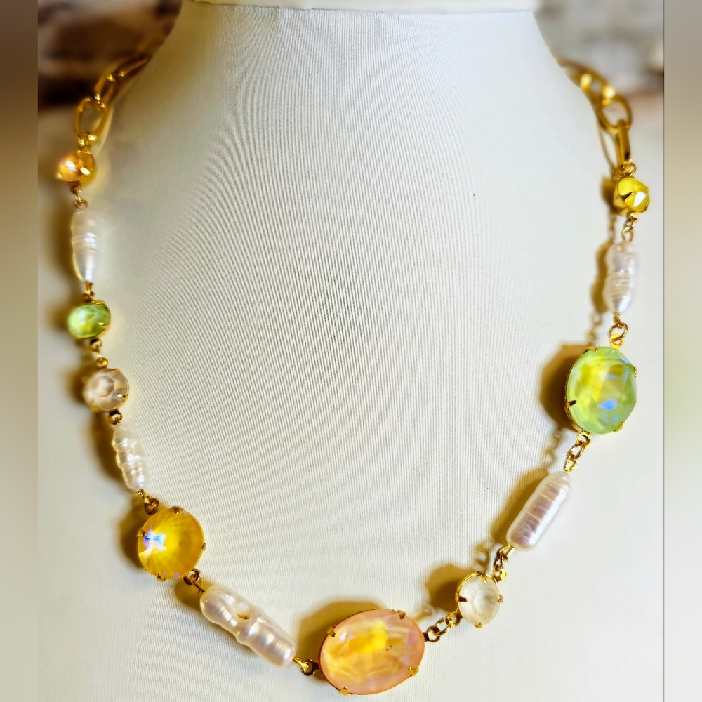 Mango Mint Crystal And Pearls In Classic Rae Gold Plated Necklace